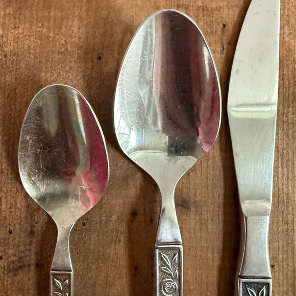 Vintage 4pc Interpur Mexicali Rose Stainless Steel Japan Teaspoon Dinner Spoon F - Picture 4 of 5